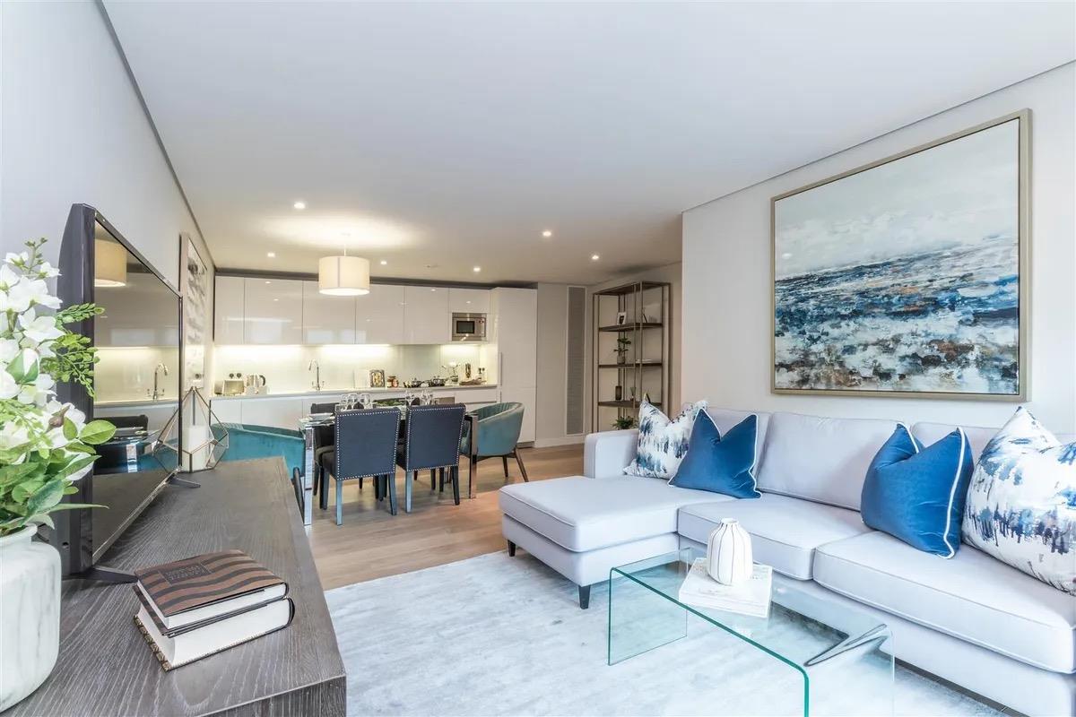 3 bed property in Merchant Square East, London
